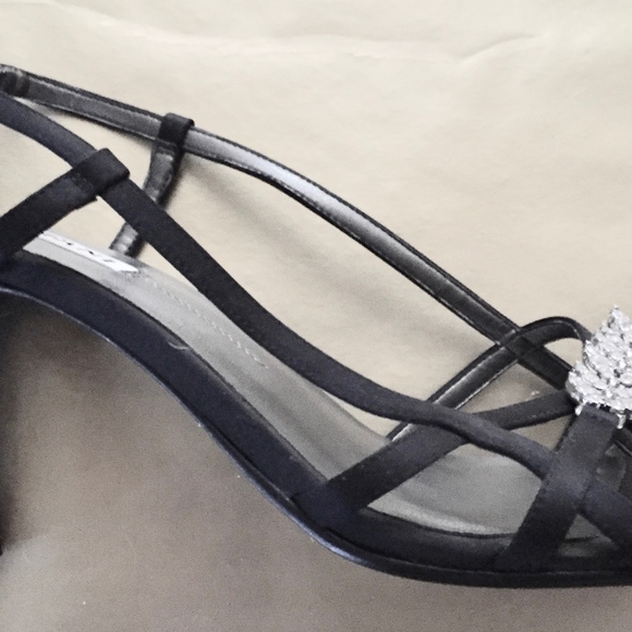 WOMEN'S EVENING SHOES 8.5 M - Picture 3 of 3